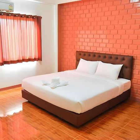 Bussarakam Place Hotel Chanthaburi Eksteriør billede