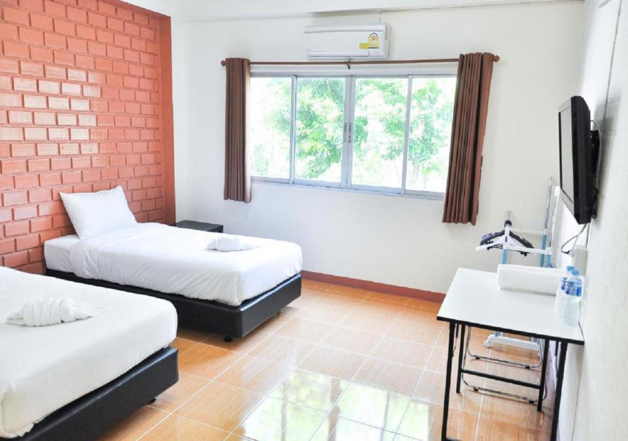 Bussarakam Place Hotel Chanthaburi Eksteriør billede