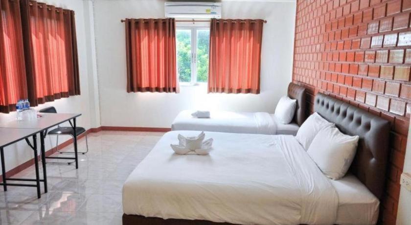 Bussarakam Place Hotel Chanthaburi Eksteriør billede