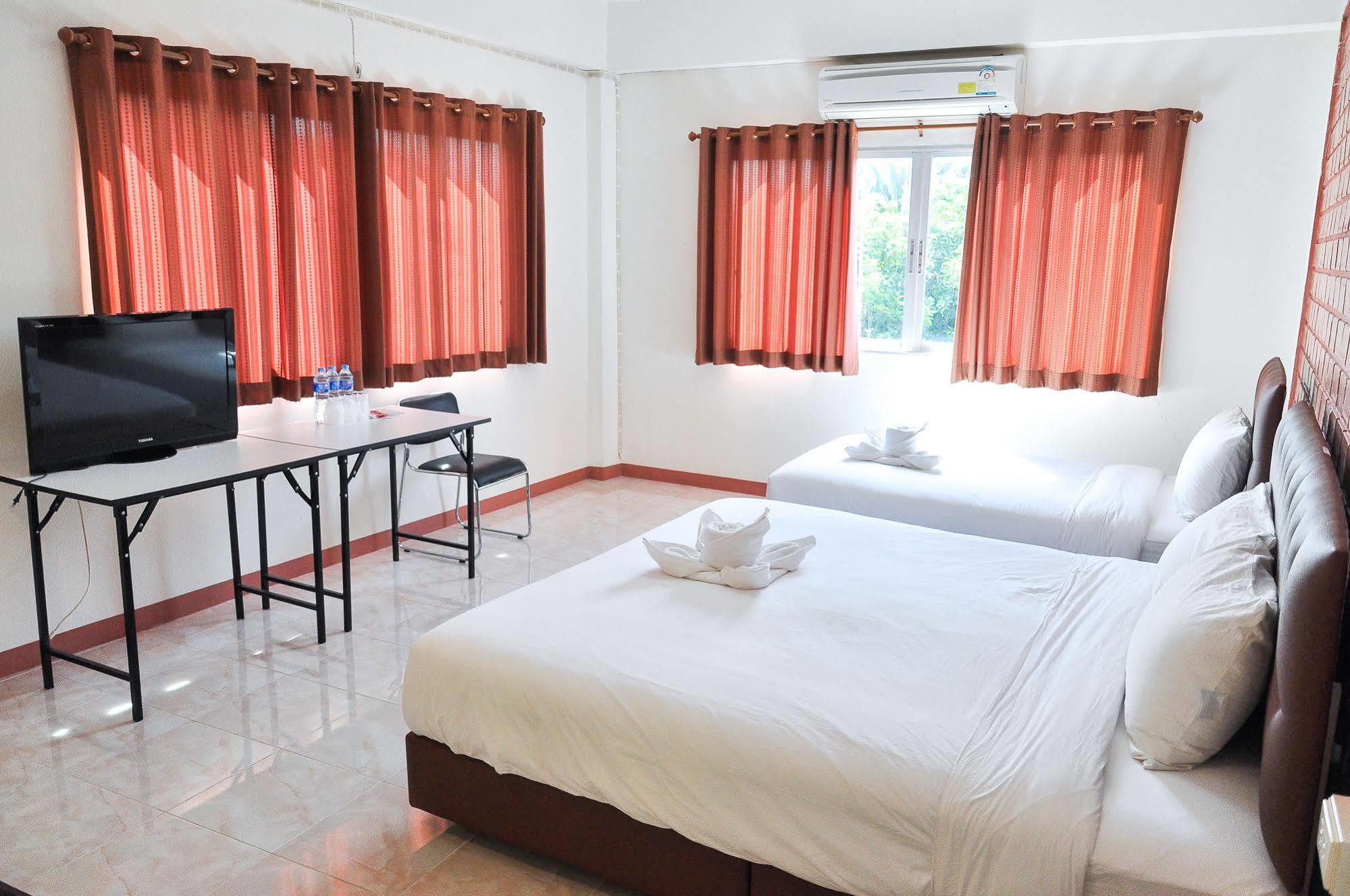 Bussarakam Place Hotel Chanthaburi Eksteriør billede